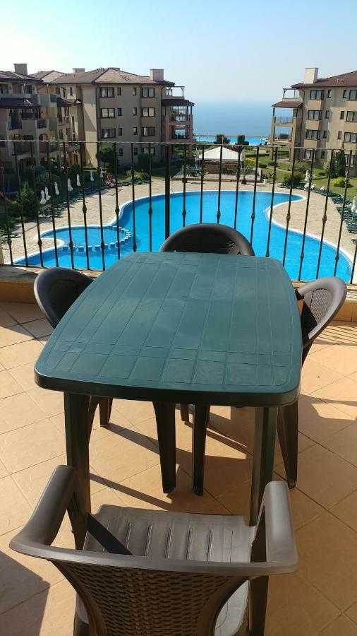 דירות קברנה Kaliakria Apart מראה חיצוני תמונה